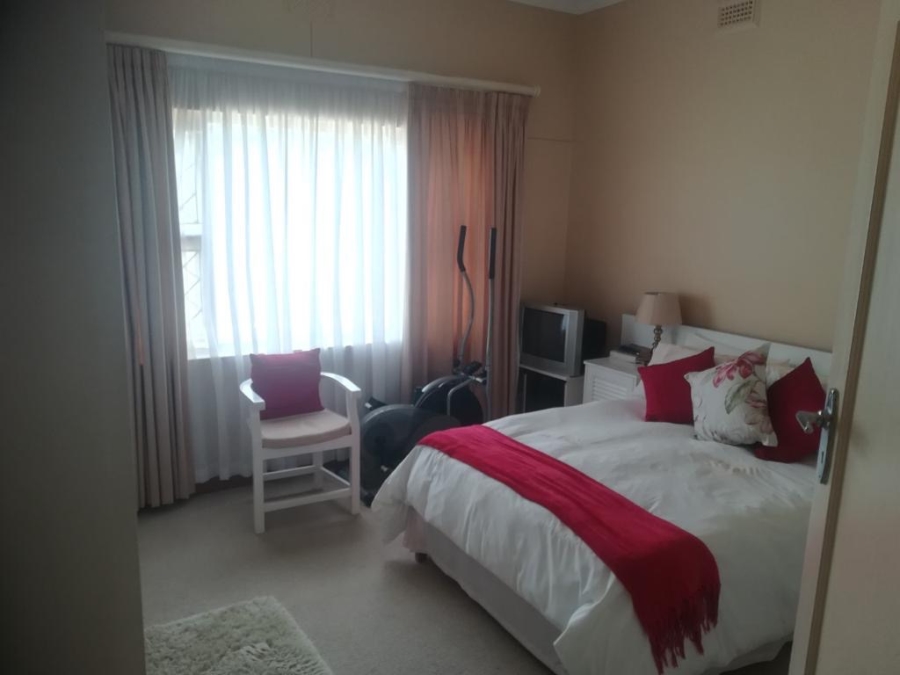 To Let 4 Bedroom Property for Rent in West Bank Eastern Cape